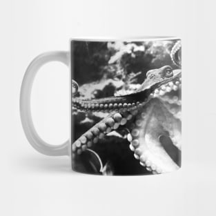 Silent Monochrome Tendrils Mug